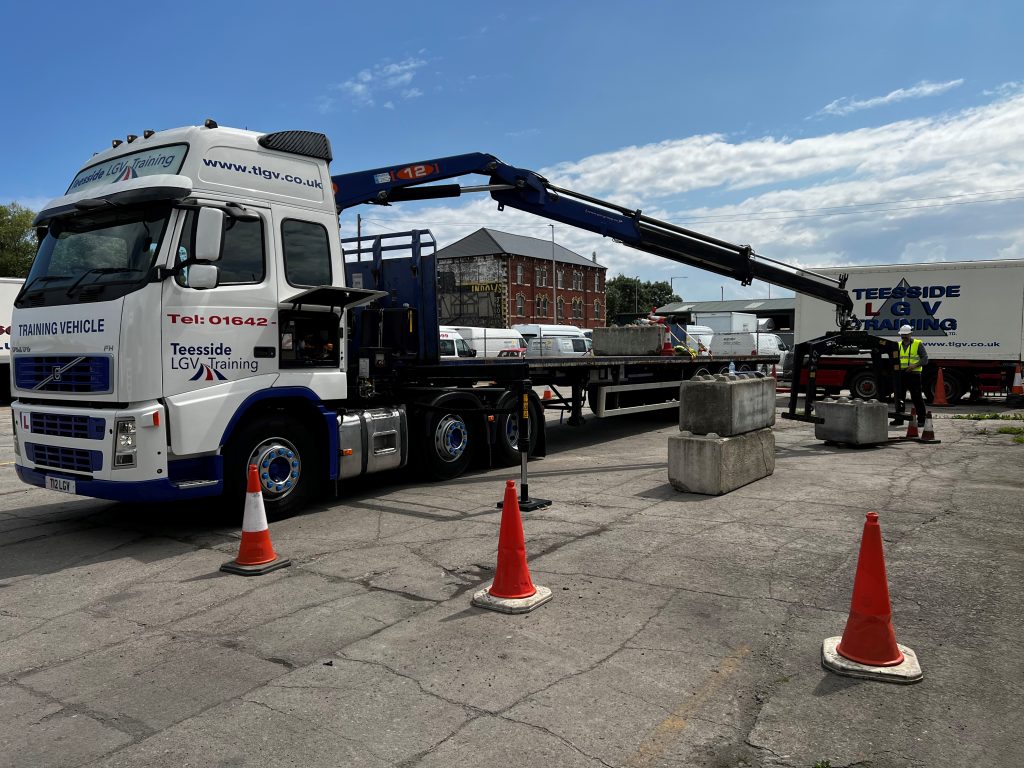 ALLMI & NPORS Lorry Loader and Slinger/Signaller